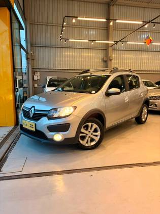 RENAULT SANDERO 1.6 16V SCE FLEX STEPWAY MANUAL RENAULT SANDERO 1.6 16V SCE FLEX STEPWAY MANUAL